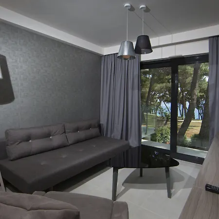 Hotel Park Plaza Arena 3*
