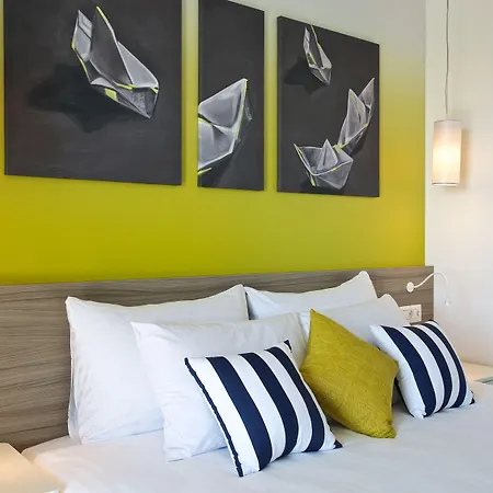 Park Plaza Arena 3*