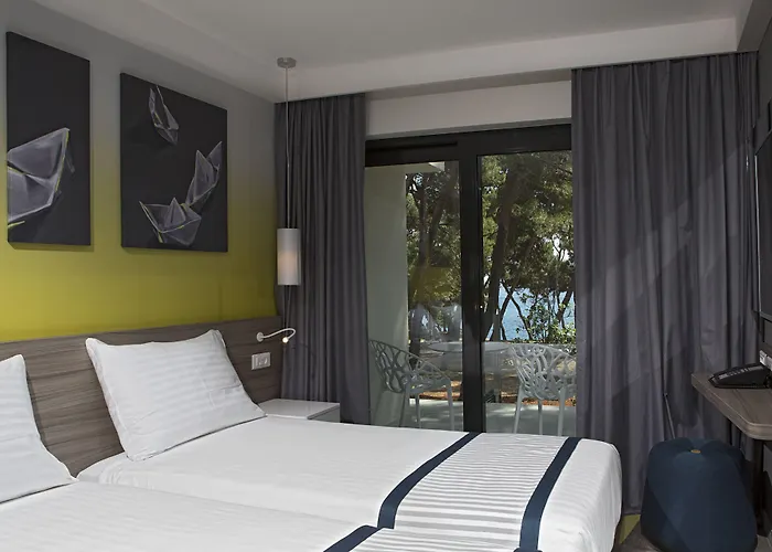 מלון Park Plaza Arena פולה