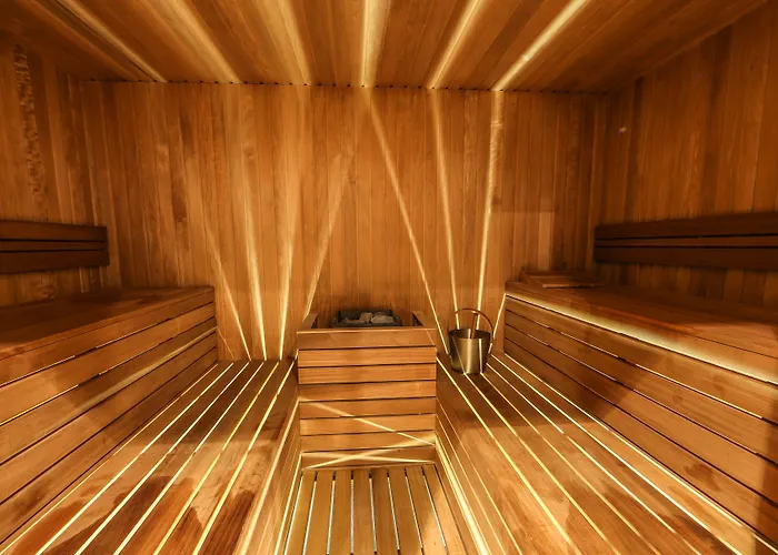 Park Plaza Arena Hotel 3*