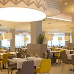 Hotel Park Plaza Arena 3*