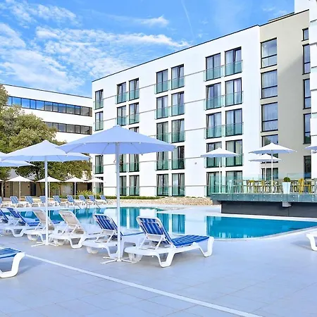 Park Plaza Arena 3*
