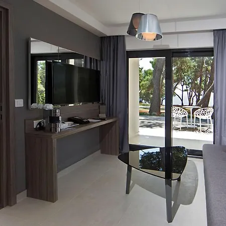 Park Plaza Arena 3* Pula