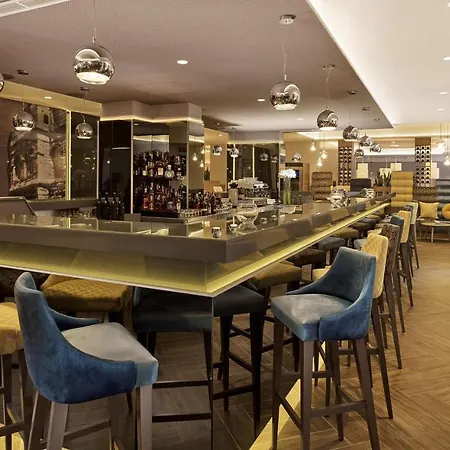 Hotel Park Plaza Arena 3*