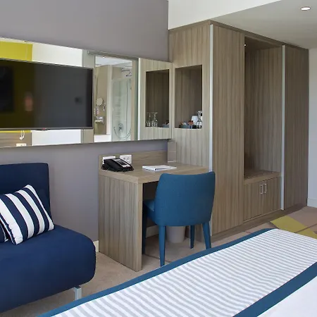 Park Plaza Arena 3* 풀라