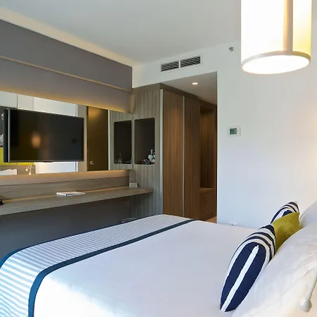 Park Plaza Arena 3*