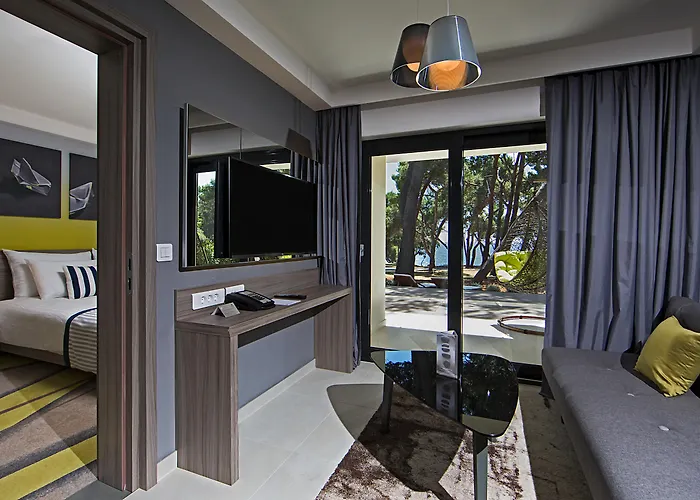 酒店 普拉竞技场公园广场酒店 普拉