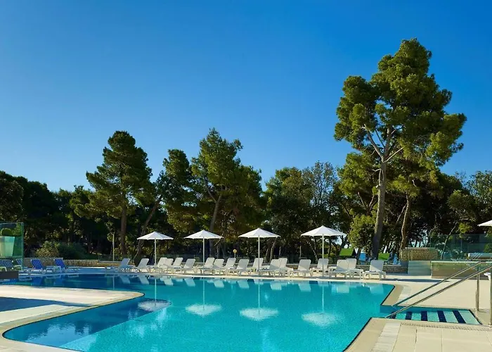 Park Plaza Arena 3*