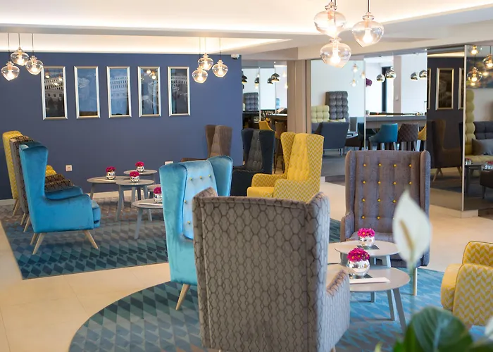 普拉竞技场公园广场酒店 酒店 普拉