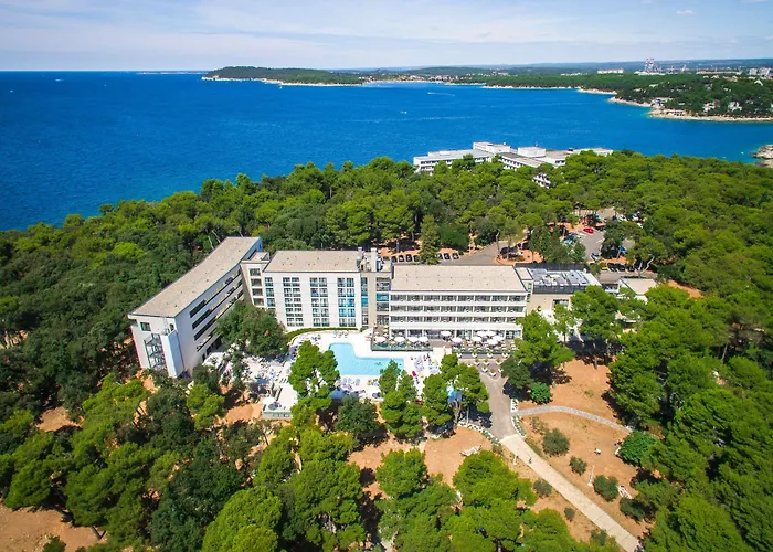 Park Plaza Arena Hotel 3*