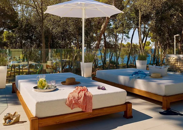 普拉竞技场公园广场酒店 普拉