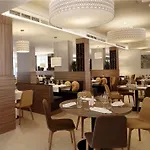 Park Plaza Arena 3* פולה