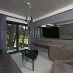 מלון Park Plaza Arena פולה