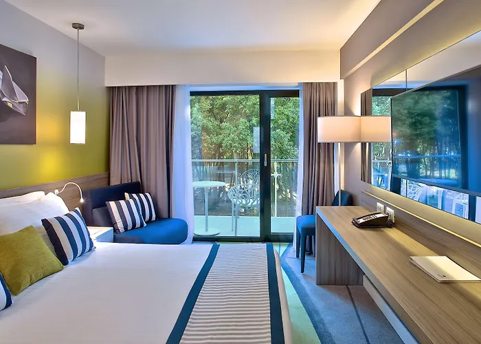 Hotel Park Plaza Arena 3*